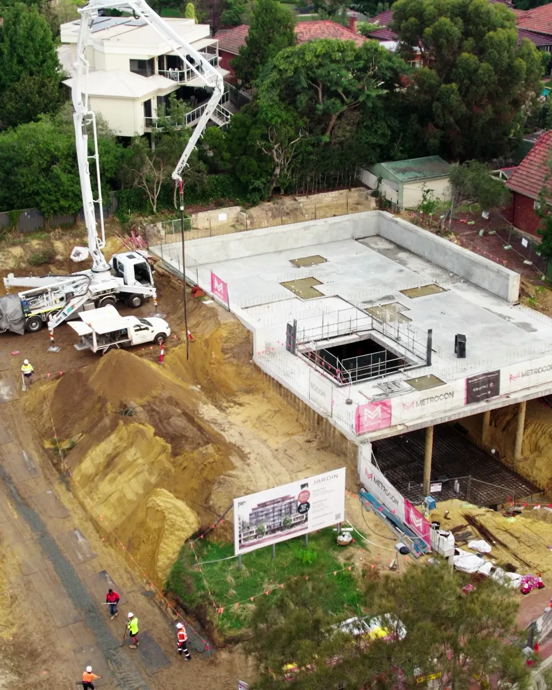 Drone shot of Nouveau Nedlands capturing the basement slab pour.